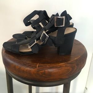 Bar III Black w silver Gladiator heelsSandals  10